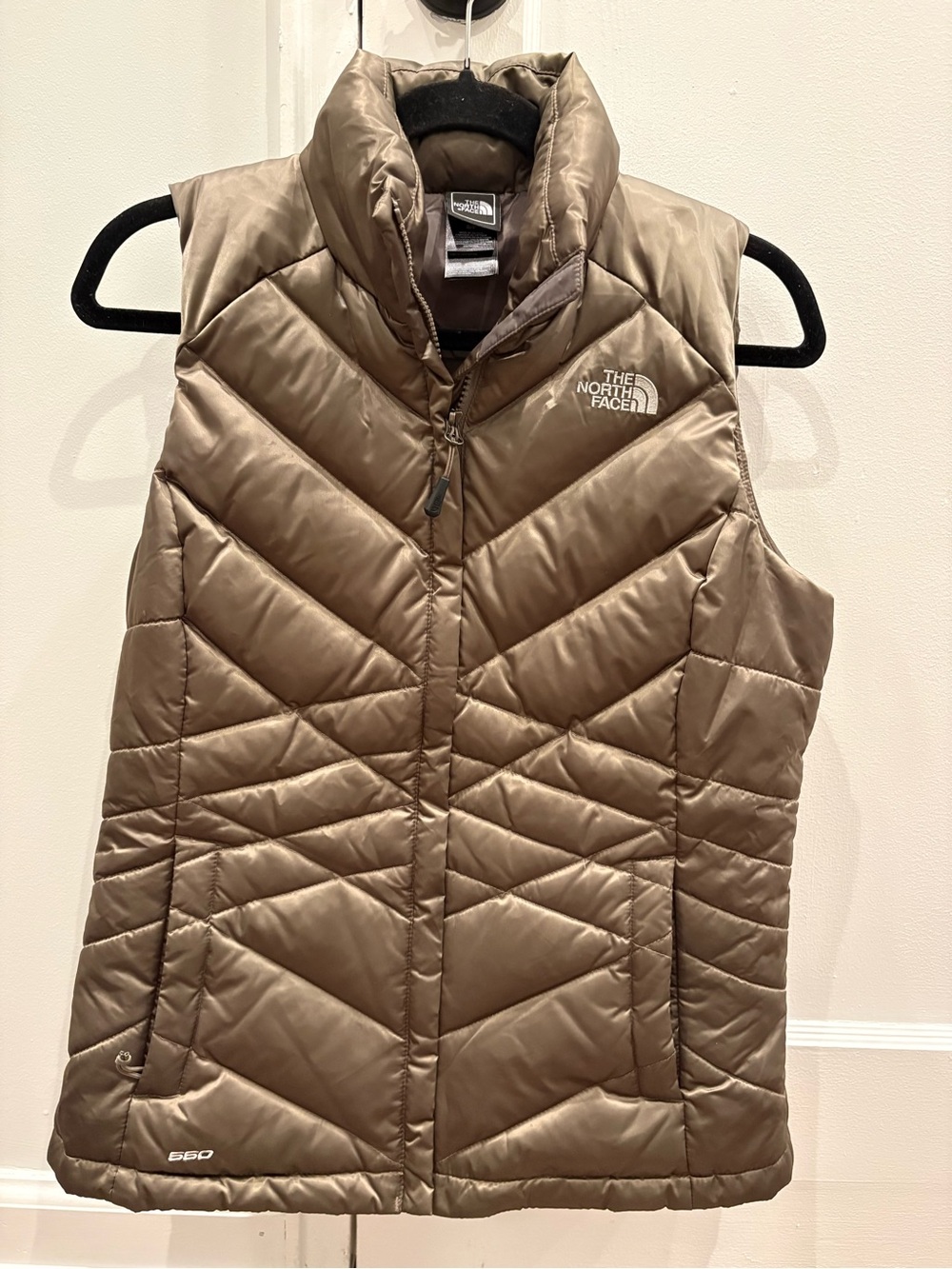 The North Face Women's Aconcagua 550 Down Puffer Vest Metallic Bronze Small